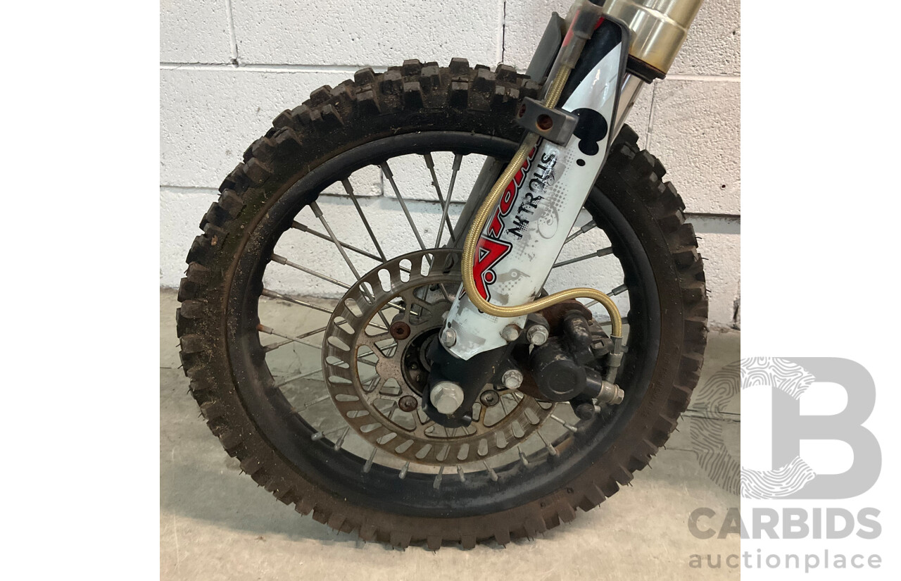 Atomik Dirt Bike