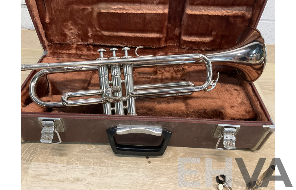 Vintage YAMAHA Trumpet in Case