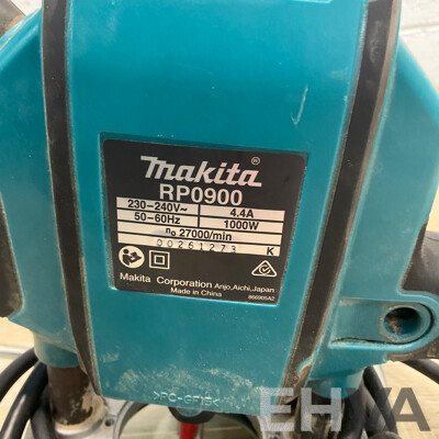 Makita 9.5mm Plunge Router RP0900 - ORP $289