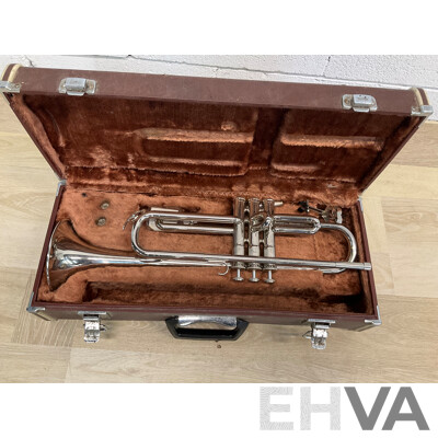 Vintage YAMAHA Trumpet in Case