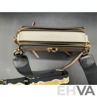MARC JACOBS Snapshot Camera Sling Bag