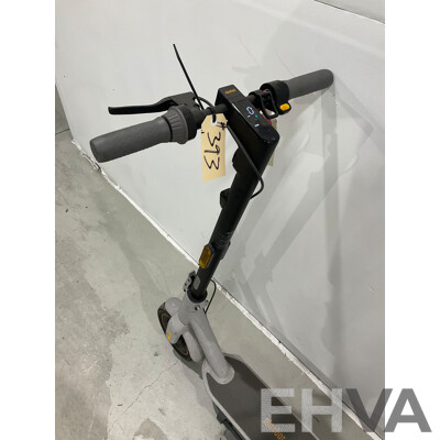Segway Ninebot Max G30L Electric Scooter - ORP $1,299.00