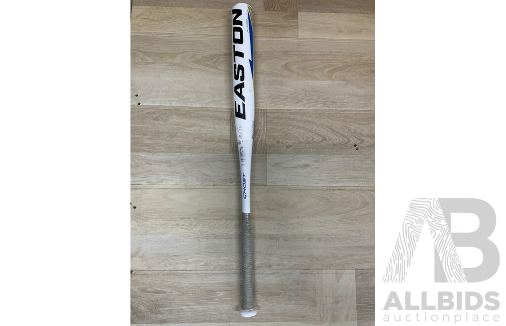 Easton Ghost Softball Bat  -11 - 31//20 - ORP $139