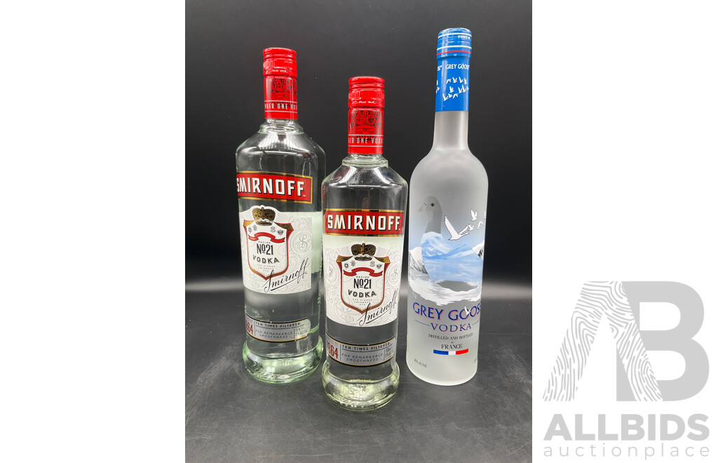 1000ml Bottle and  700ml of Smirnoff Vodka and 700ml of  Grey Goose Vodka - Lot of 3