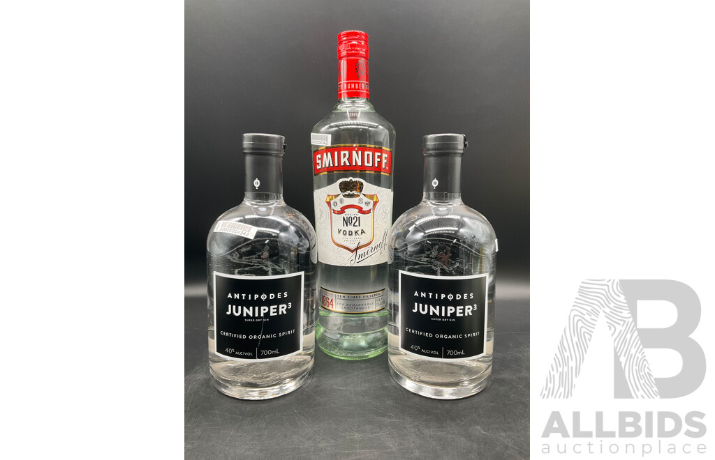 1000ml Bottle of Smirnoff Vodka and 2x 700ml of Antipodes Juniper Super Dry Gin - Lot of 3