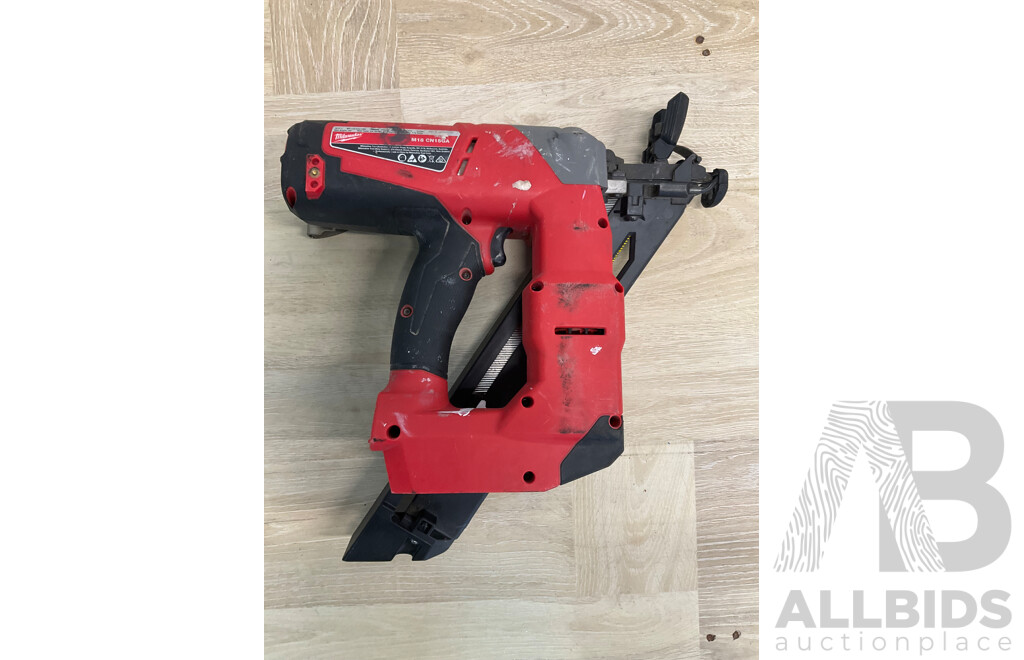 MILWAUKEE 18V FUEL 34 Degree Nailer Skin M18 CN15GA - ORP $778