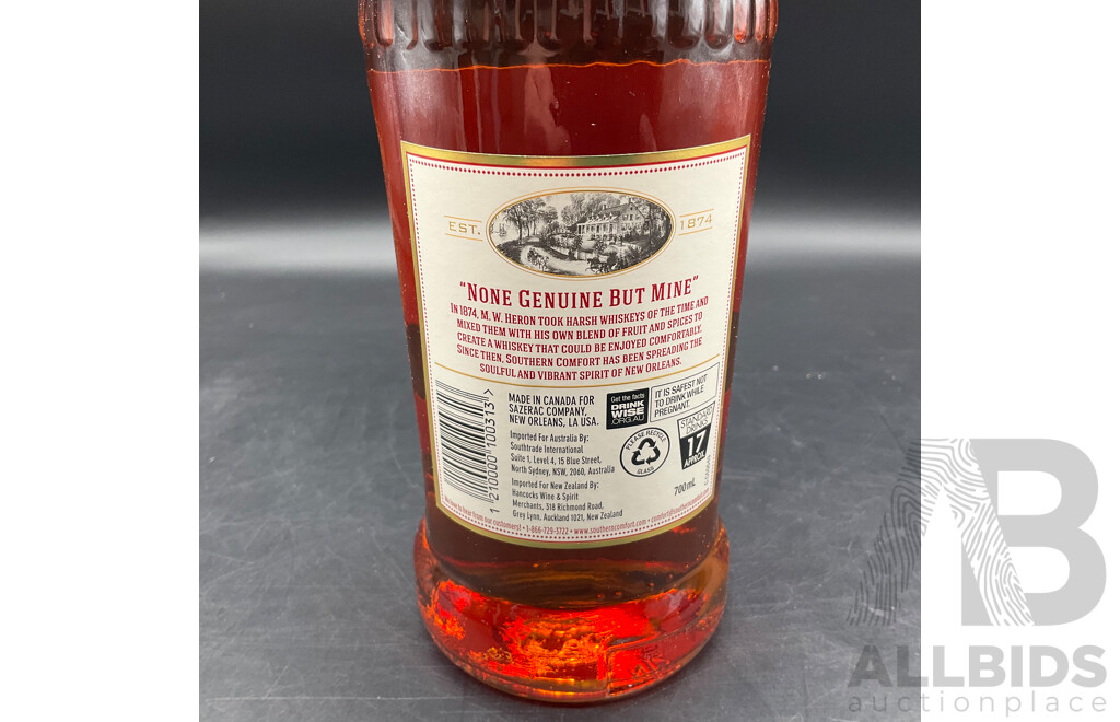 Wild Turkey Bourbon Whisky 1L and Southern Comfort Original 700ml