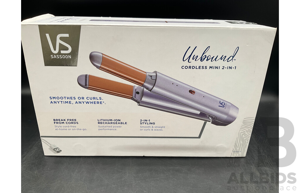 VS Sassoon Unbound Cordless Mini 2 in 1 Rechargeable Hair Styler Smooth/Curls