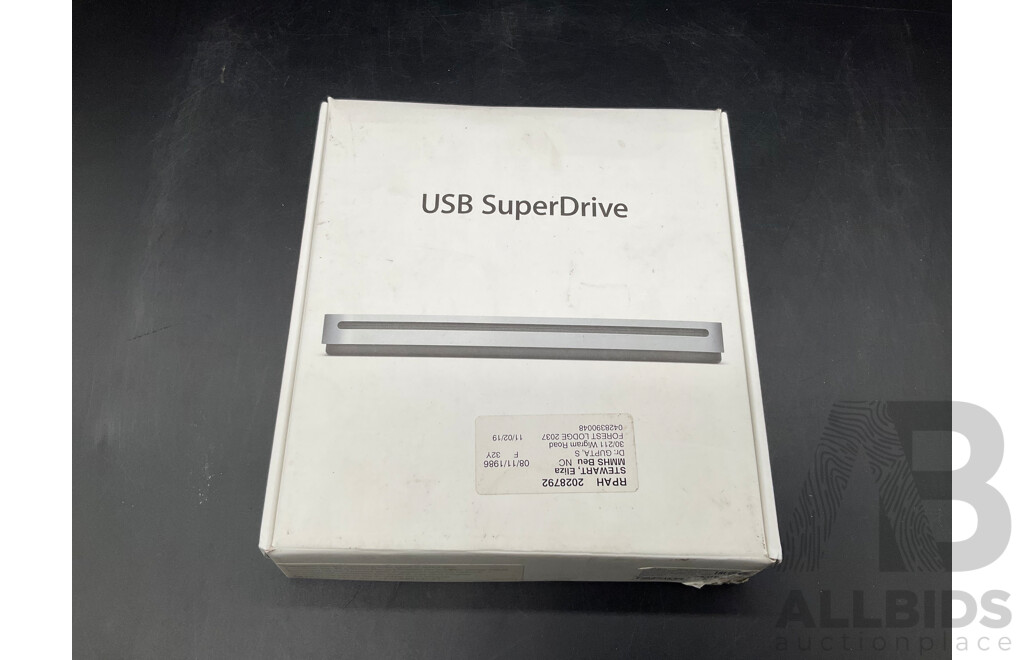 Apple USB SuperDrive External DVD-RW Drive - Silver - ORP $179.99