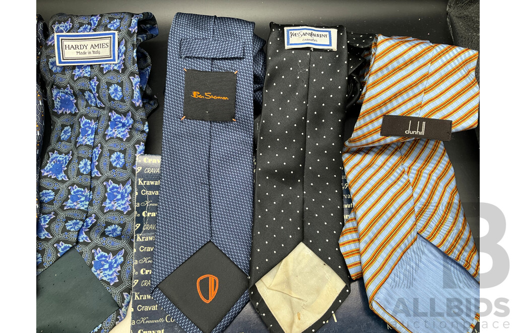 Men's Tie Lot Including GIANNI VERSACE, BALENCIAGA, VAN HEUSEN, VALENTINO, YVES SINT LAURENT, BEN SHERMN and  More - Lot of 14