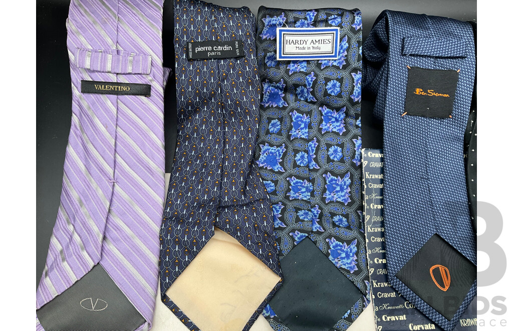 Men's Tie Lot Including GIANNI VERSACE, BALENCIAGA, VAN HEUSEN, VALENTINO, YVES SINT LAURENT, BEN SHERMN and  More - Lot of 14