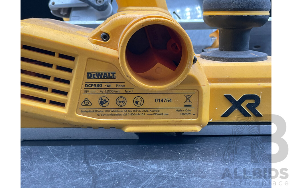 Dewalt Cordless Brushless Planer & Circular Saw