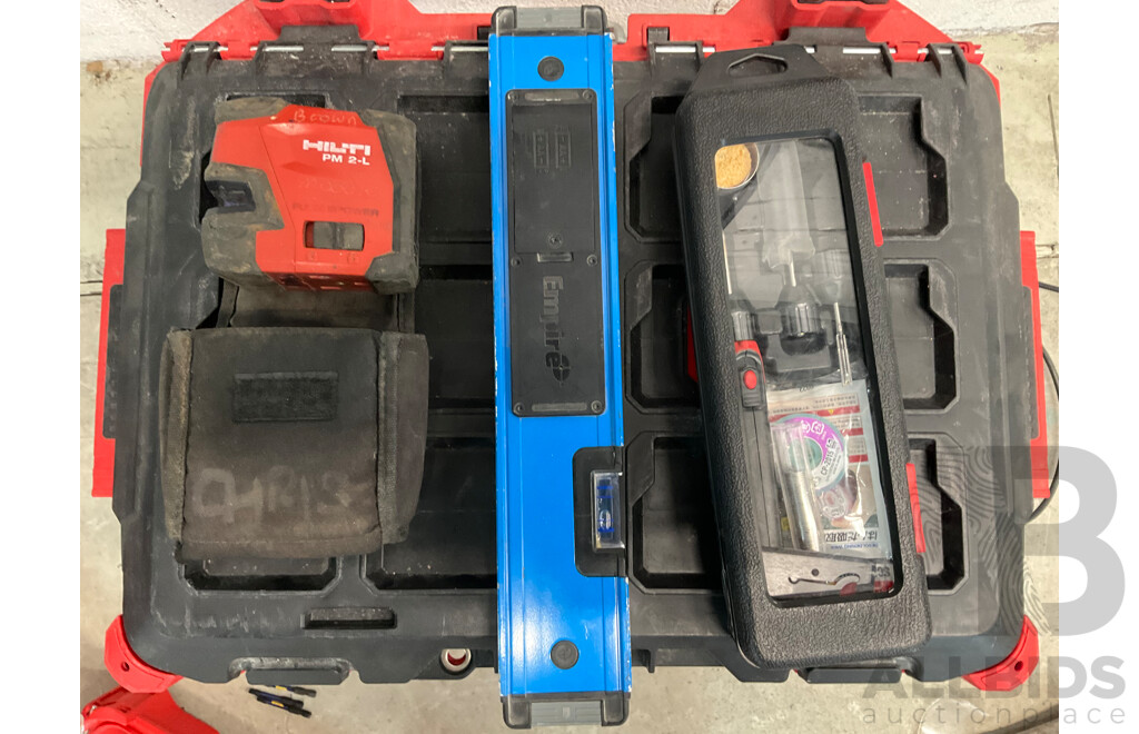 MILWAUKEE Packout with Tools