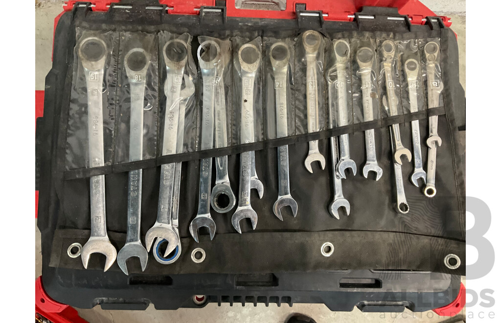 MILWAUKEE Packout with Tools