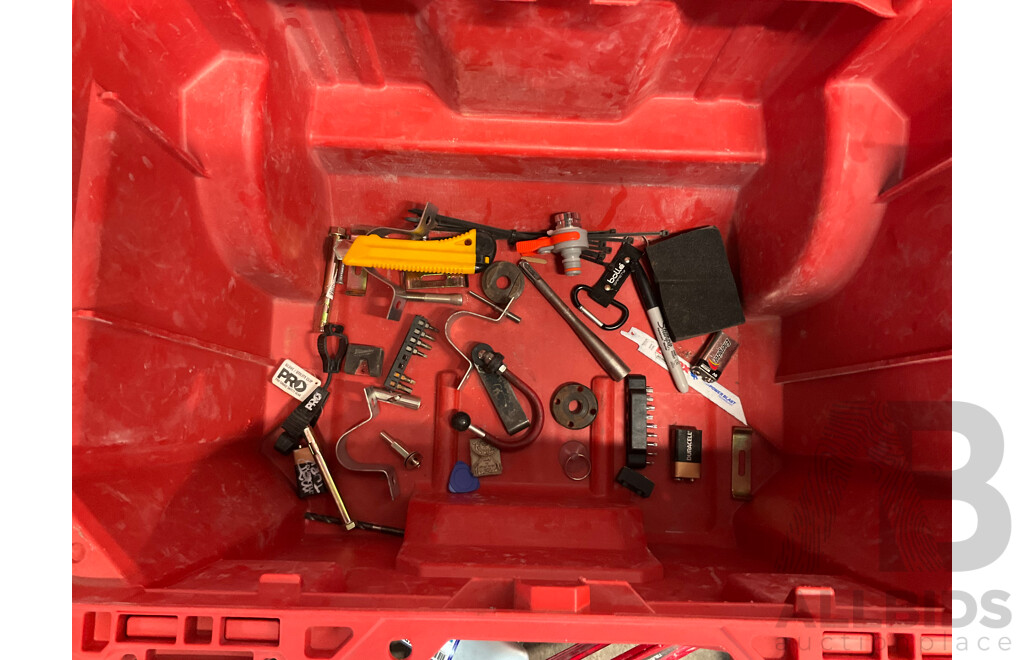 MILWAUKEE Packout with Tools