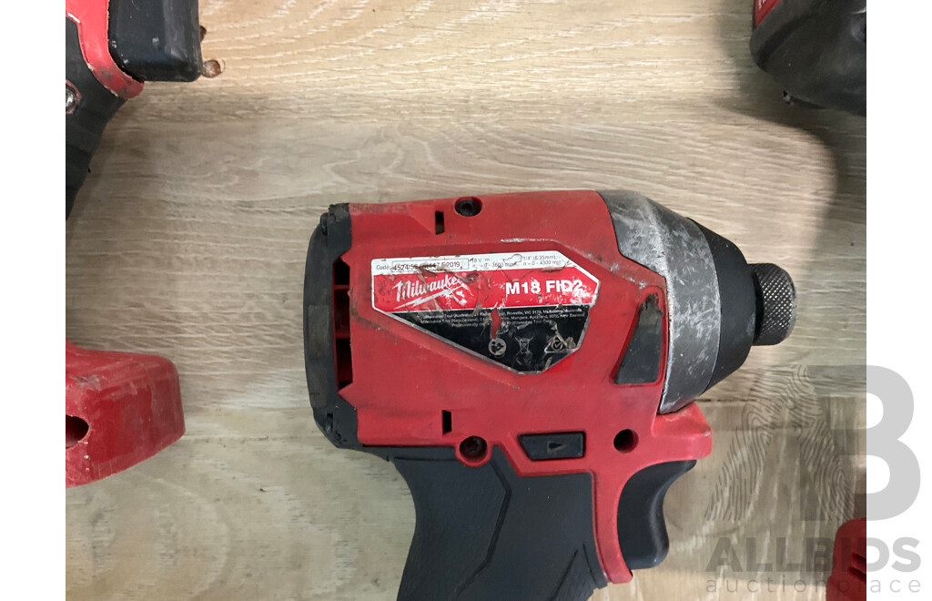 Milwaukee Fuel 18V Power Tools - Hammer Drill Driver (M18ONEPD) , Caulking Gun  (C18PCG), Impact Driver Skin (FID2), Right Angle Impact Driver  (M18BRAID) and 4.0Ah, 5.0Ah Battery - Lot of 6