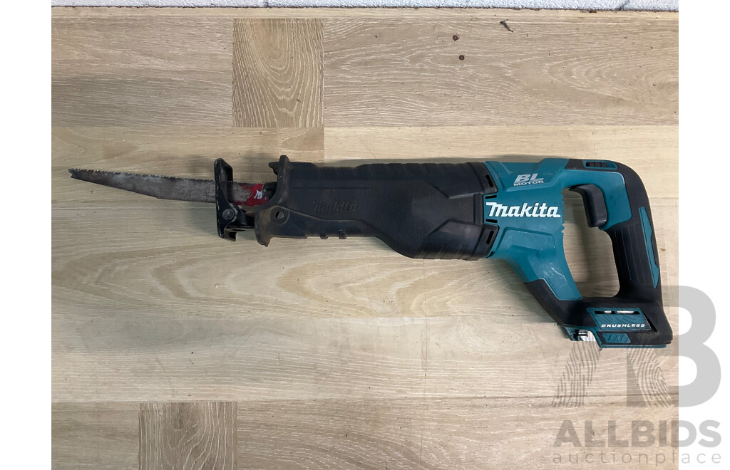 Makita 18V Li-ion Cordless Brushless Reciprocating Saw ( DJR187) - Skin Only