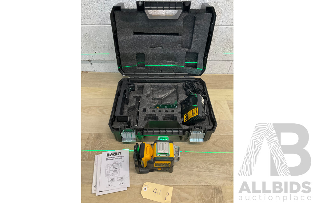 DeWalt Cordless Green Beam Line Laser Level