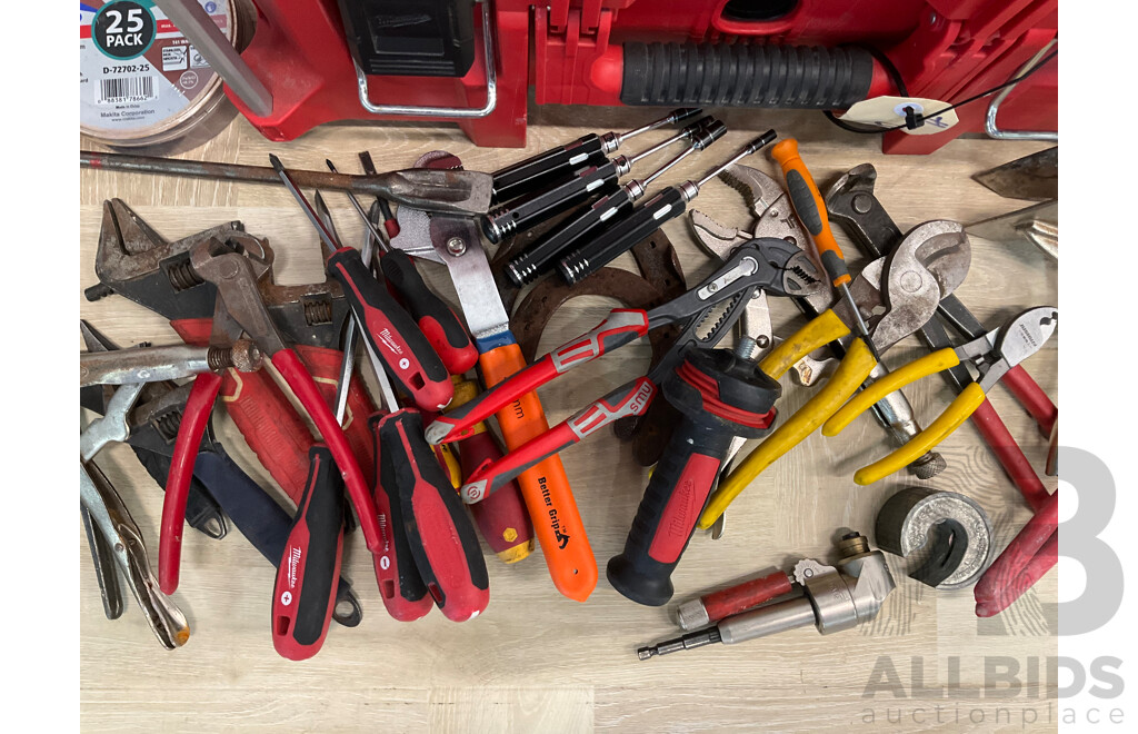 Milwaukee Packout with Hand Tools