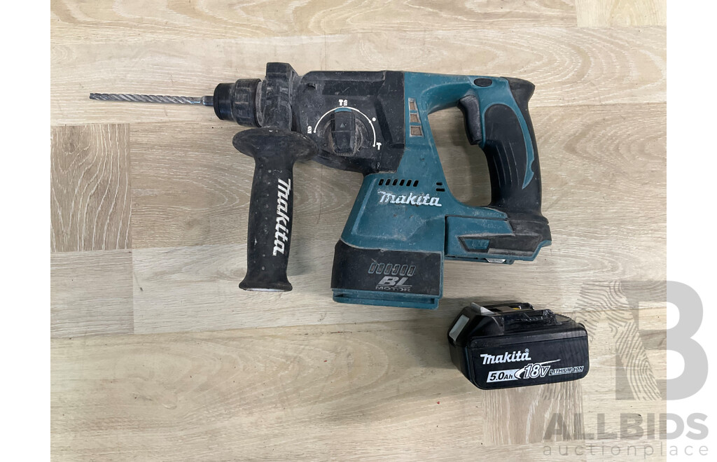 Makita 18V LXT Li-Ion Brushless SDS + Rotary Hammer Drill ( DHR242) and 5.0Ah Battery