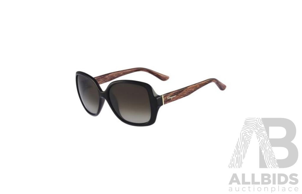 Salvatore Ferragamo SF715S Sunglasses