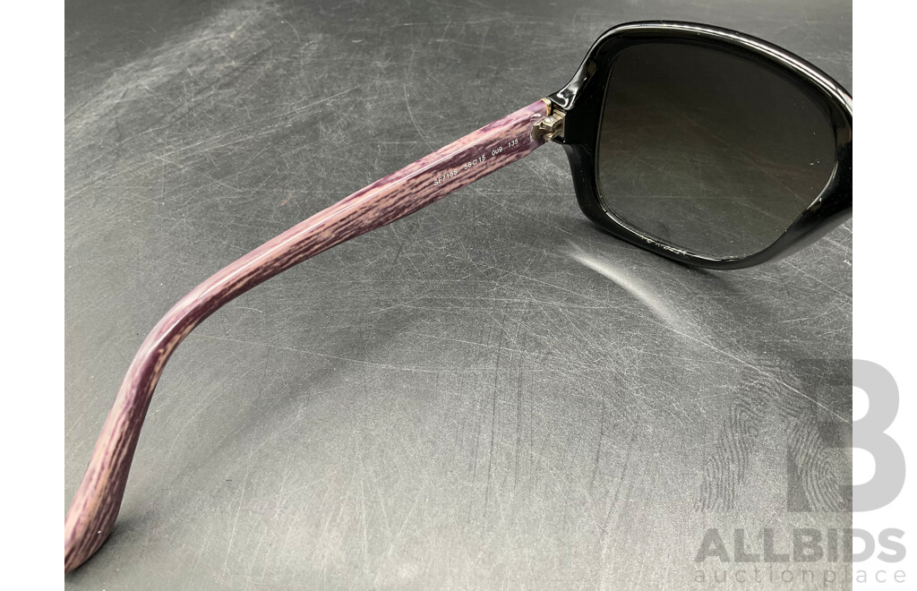 Salvatore Ferragamo SF715S Sunglasses