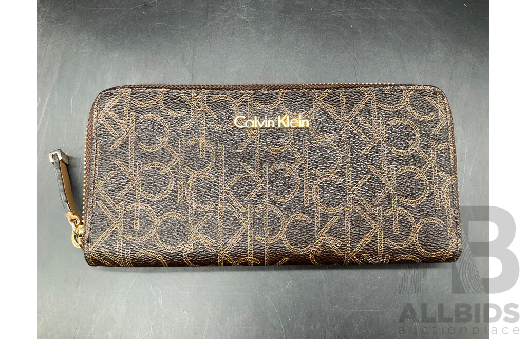 CALVIN KLEIN Monogram Wallet