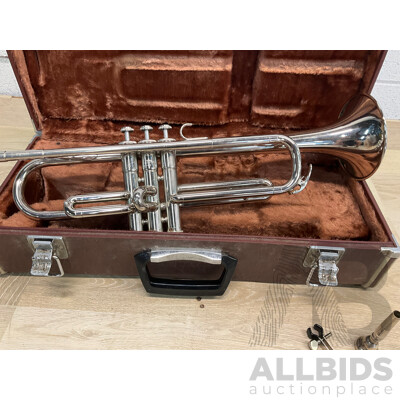 Vintage YAMAHA Trumpet in Case