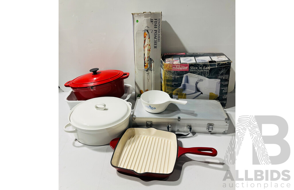 Collection Enameled Cast Iron Cookware and More
