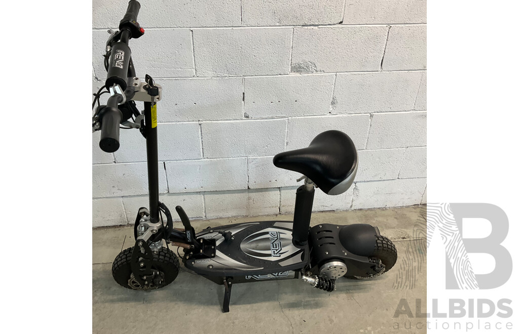 REVO Scooter