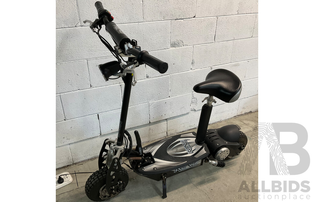 REVO Scooter