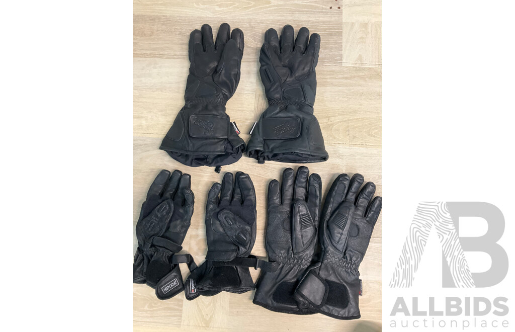 Motorcycle Gear - Including EXTREME GARAGE Motorcycle Lift (EG200ML), Joe Rocket Blaster Helmet Backpack, Gloves and More  - Lot of 7