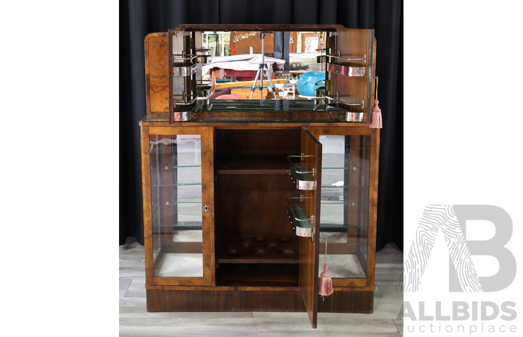 Good Art Deco Bur Walnut Veneered Bar Unit