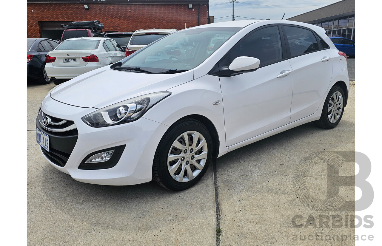 7/2014 Hyundai i30 Active GD MY14 5d Hatchback White 1.8L