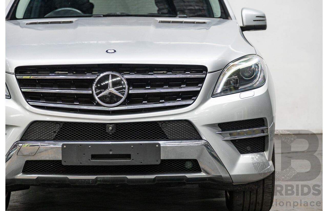 3/2014 Mercedes Benz ML 400 (4x4) AMG Sports Pack 166 MY14 4d Wagon Iridium Silver Metallic Twin Turbo V6 3.0L