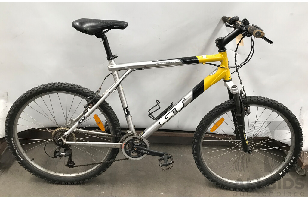 GT Avalanche 2.0 24-Speed Mountain Bike