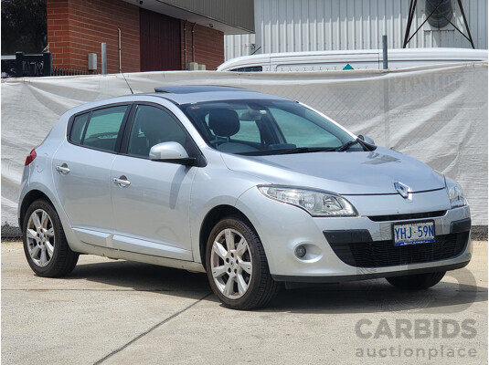 9/2010 Renault Megane Privilege X32 5d Hatchback Silver 2.0L