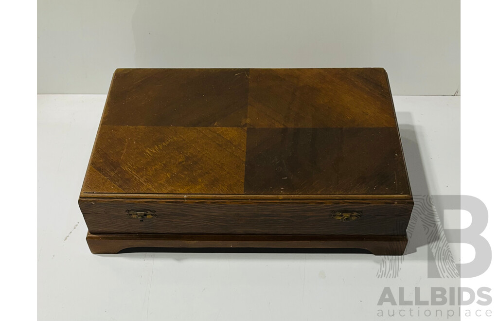 Vintage Wooden Flatwear Canteen, Empty