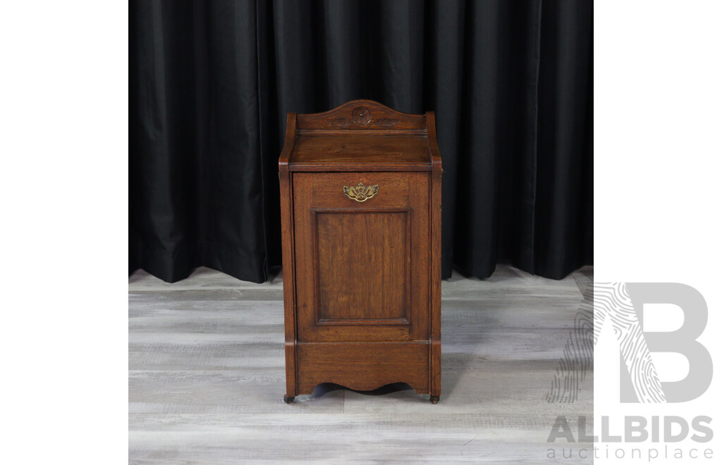 Victorian Oak Coal Scuttle