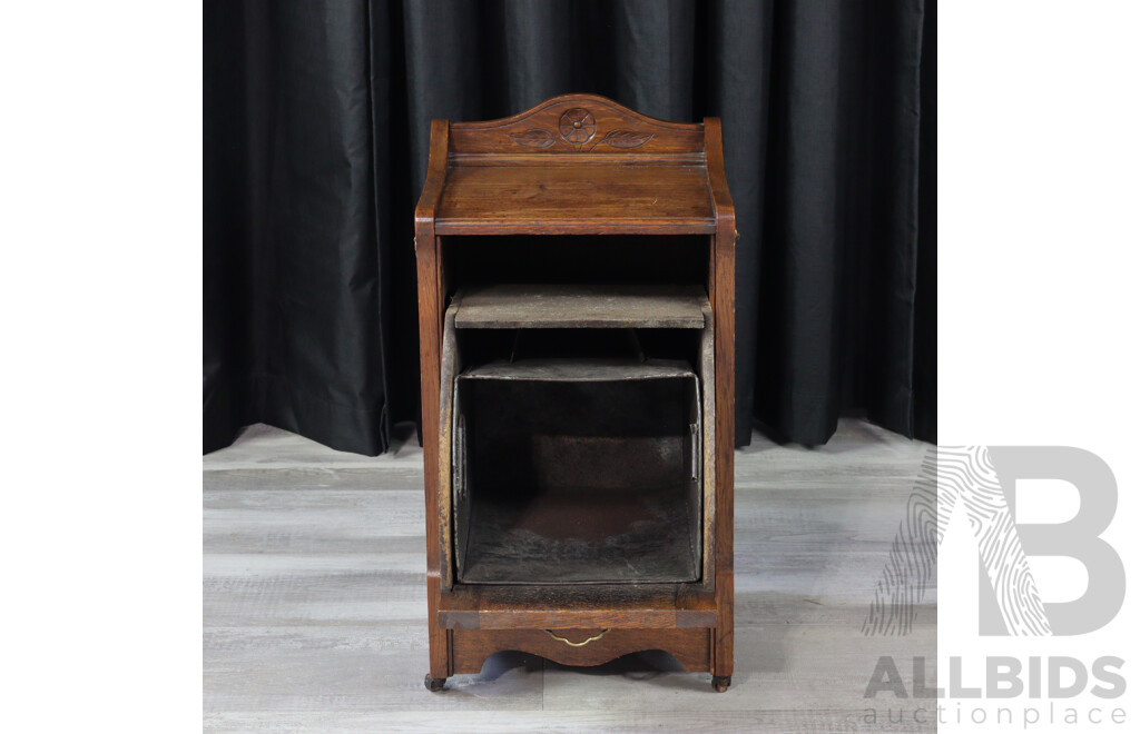 Victorian Oak Coal Scuttle