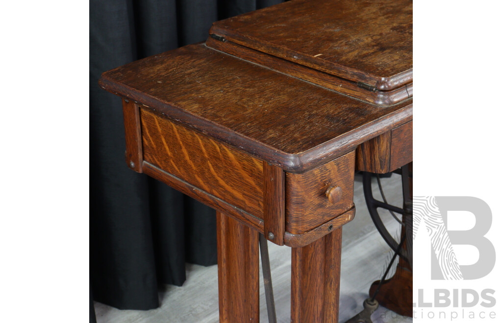 Vintage Singer Treadle Based Sewing Machine in Oak Case