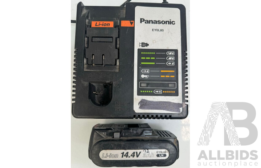 Panasonic 14.4V 3Ah Li-ion Cordless Drill Driver & Battery Charger