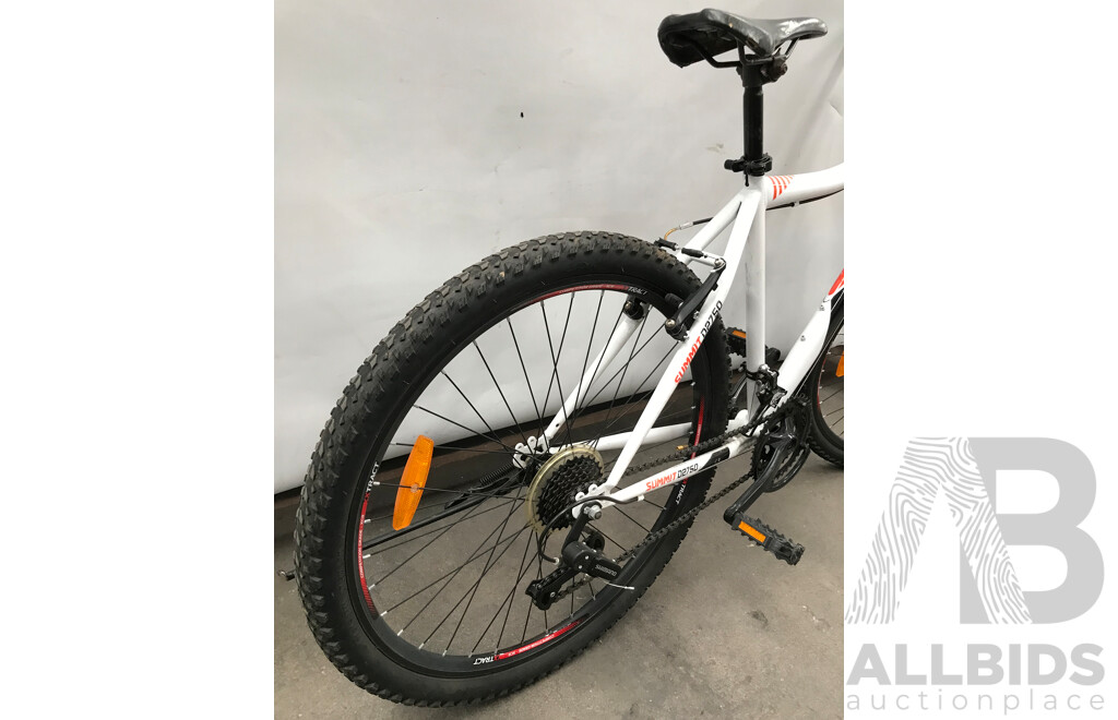 Crest Summit D2750 14-Speed Mountain Bike