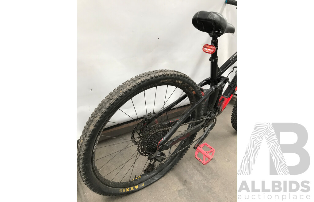 Trek Fuel Ex 12 Speed Mountain Bike