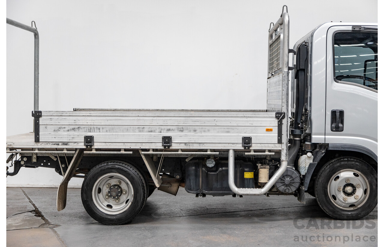 01/2016 Isuzu N Series NLR 45/150 Traypack AMT 4x2 2d Cab Chassis Silver Turbo Diesel 3.0L