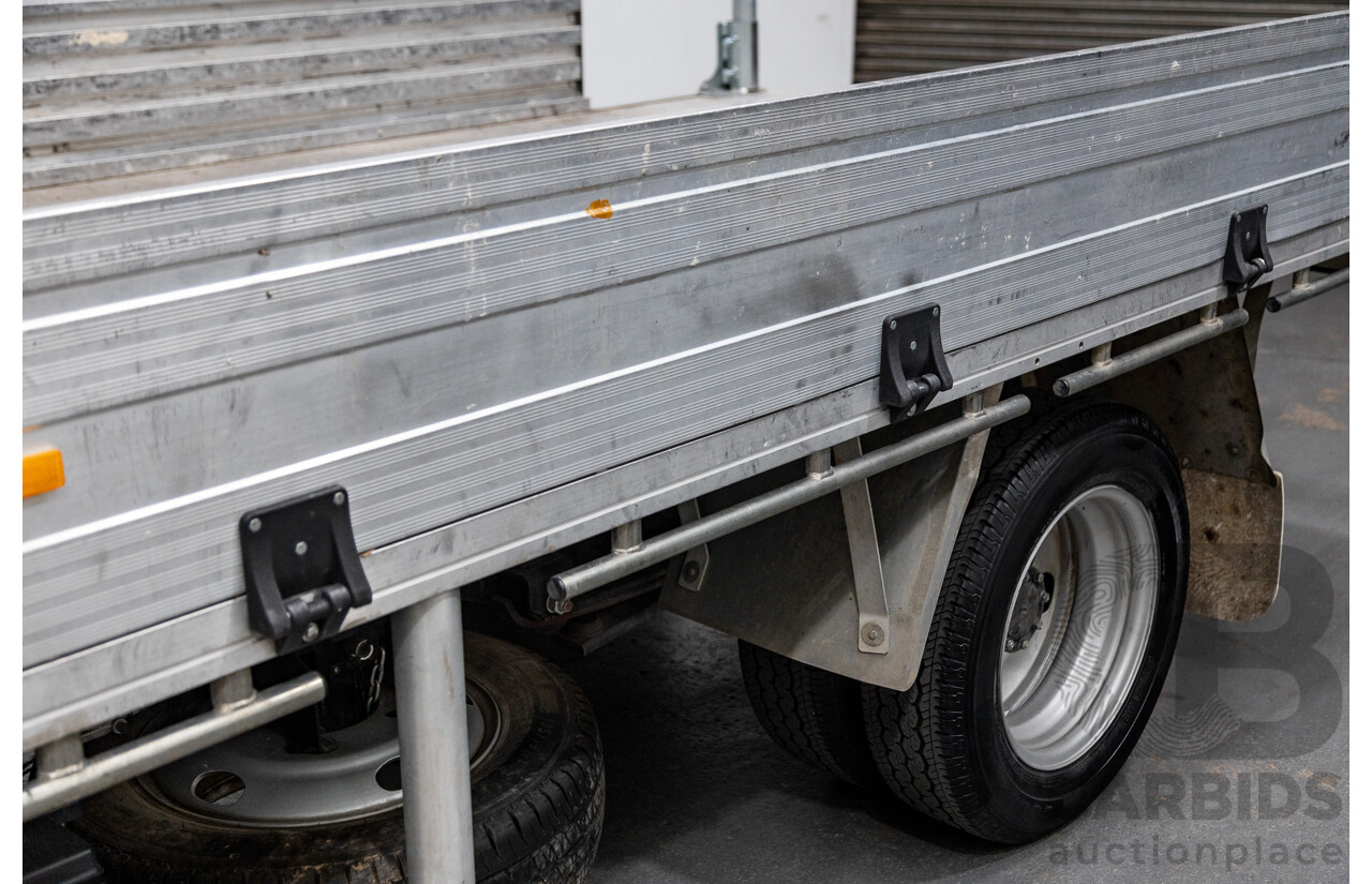 01/2016 Isuzu N Series NLR 45/150 Traypack AMT 4x2 2d Cab Chassis Silver Turbo Diesel 3.0L