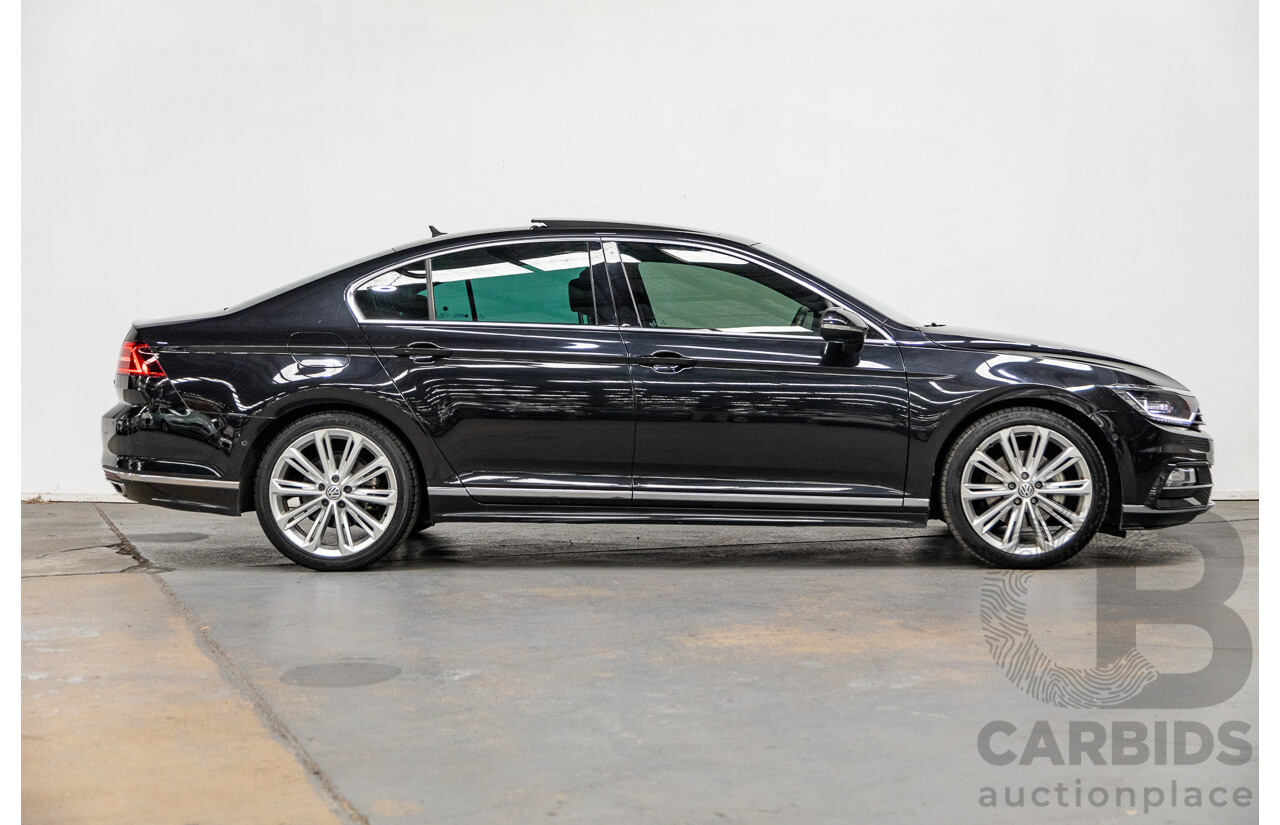 11/2015 Volkswagen Passat 140 TDI Highline R-Line Pack 3C B8 MY16 4d Sedan Deep Black Pearl Turbo Diesel 2.0L