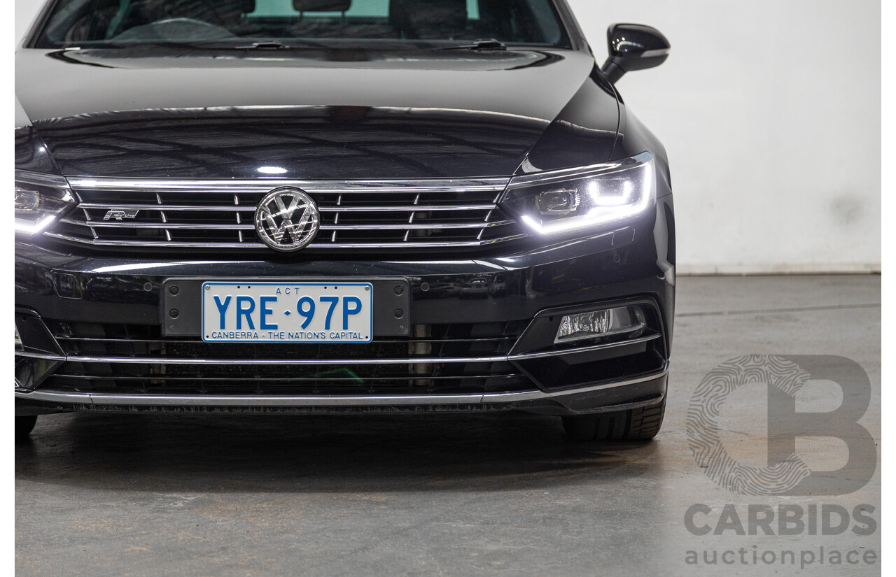 11/2015 Volkswagen Passat 140 TDI Highline R-Line Pack 3C B8 MY16 4d Sedan Deep Black Pearl Turbo Diesel 2.0L