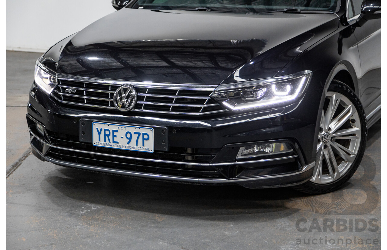 11/2015 Volkswagen Passat 140 TDI Highline R-Line Pack 3C B8 MY16 4d Sedan Deep Black Pearl Turbo Diesel 2.0L