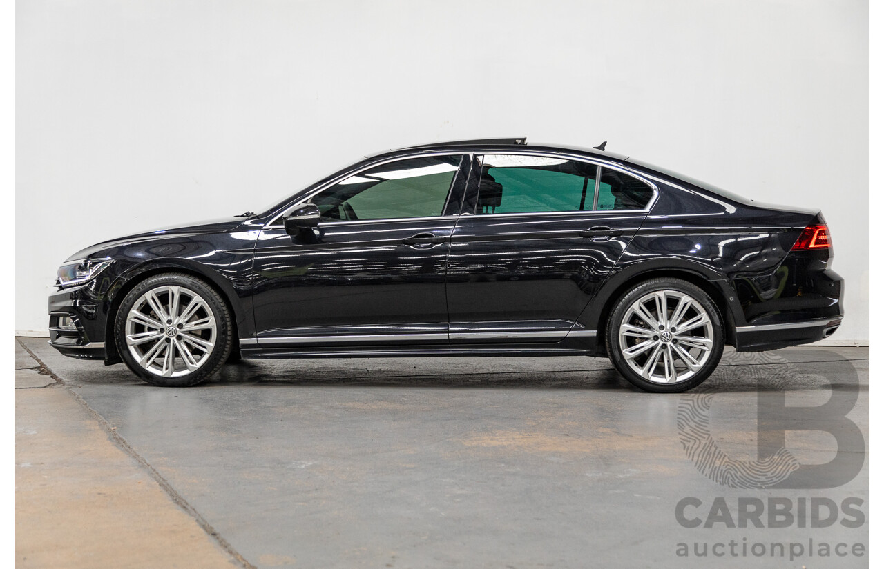 11/2015 Volkswagen Passat 140 TDI Highline R-Line Pack 3C B8 MY16 4d Sedan Deep Black Pearl Turbo Diesel 2.0L